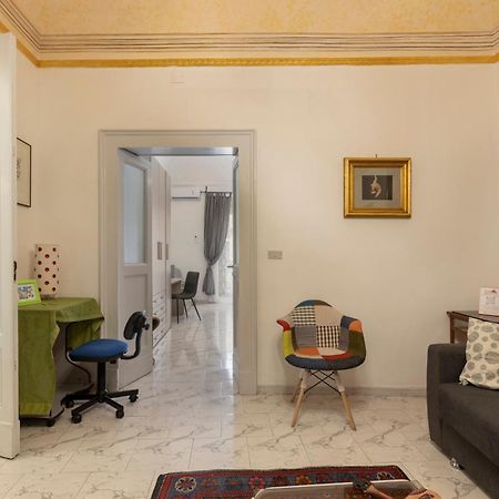 La Casa Di Nonna Lilla Catânia Exterior foto
